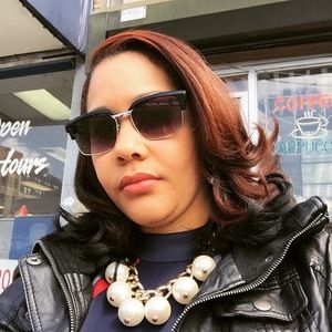 Meet your Posher, Luz